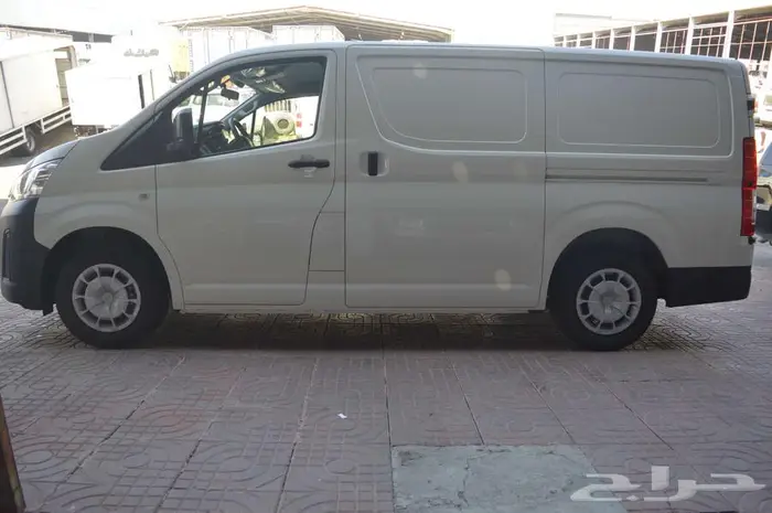 تويوتا باص هايس 2025 ديزل قير اوتوماتيك عبداللطيف جميل 3