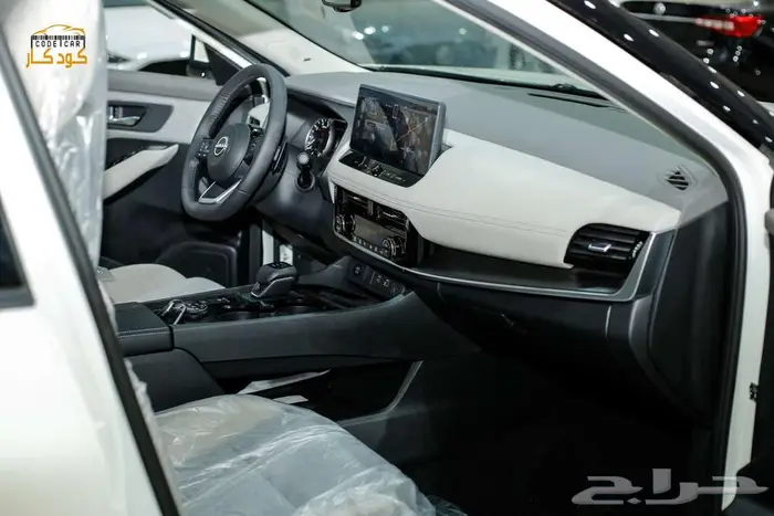 نيسان اكس تريل 2025 نص فل بلس - دفع رباعي 15