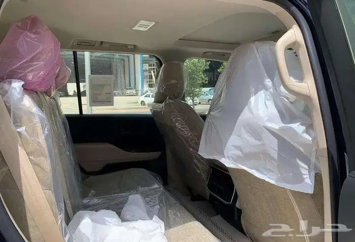 تويوتا لاندكروزر L3 بنزين باقل الاسعار 12