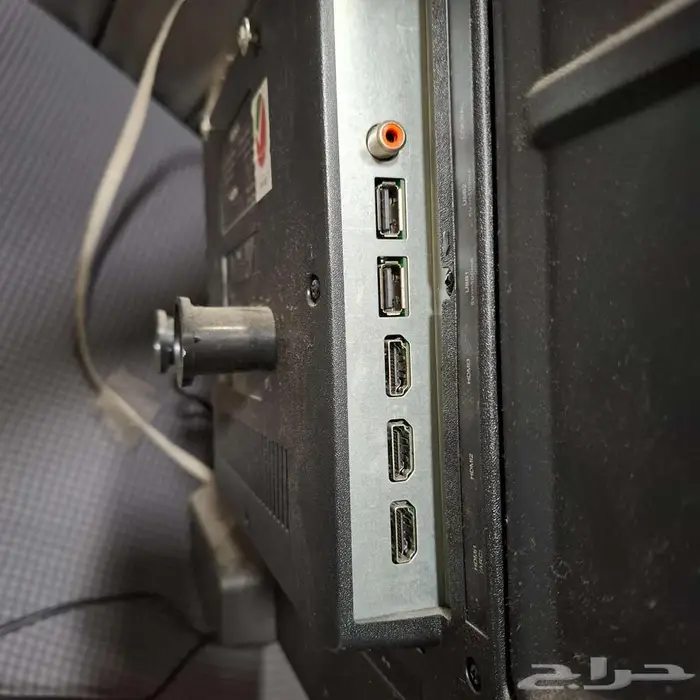 شاشة 32 بوصة 2