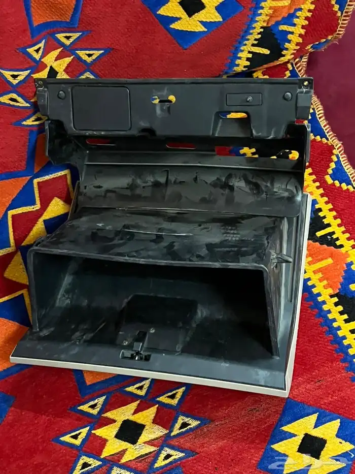 جميع قطع غيار جيب لكزس وكاله LX470 موديل 2004 56