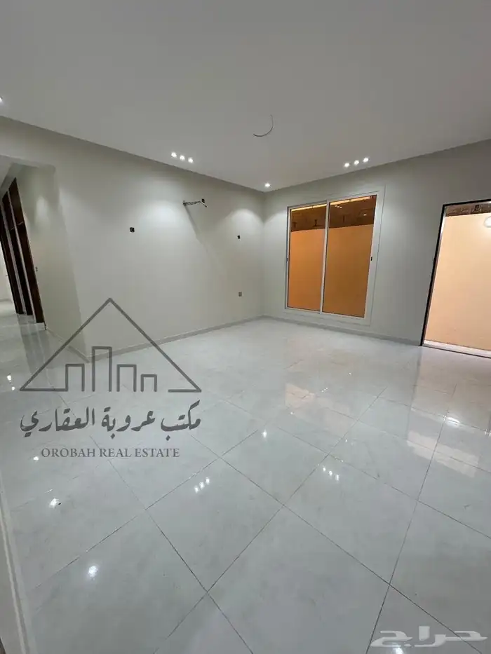 للبيع شقق تمليك دور ارضي وثاني وملحق القادسيه2 تبوك 8