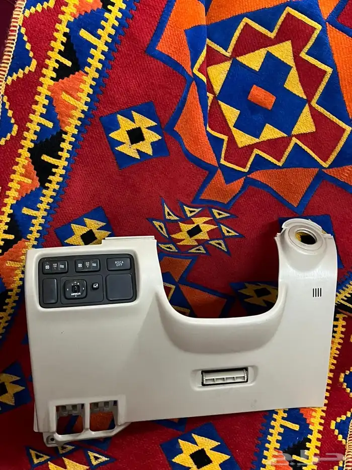 جميع قطع غيار جيب لكزس وكاله LX470 موديل 2004 62