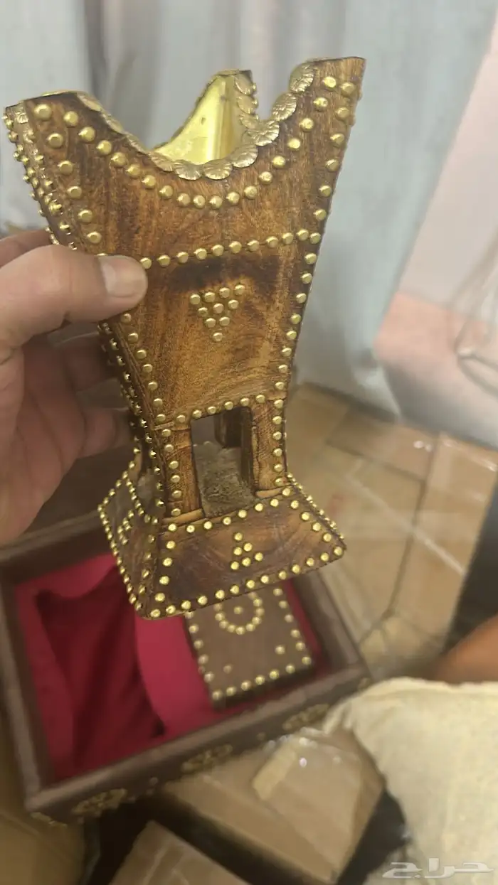 مبخره وصندوق عود في شنطة هدايا مجالس مكاتب شغل حايل (( الأثل 0