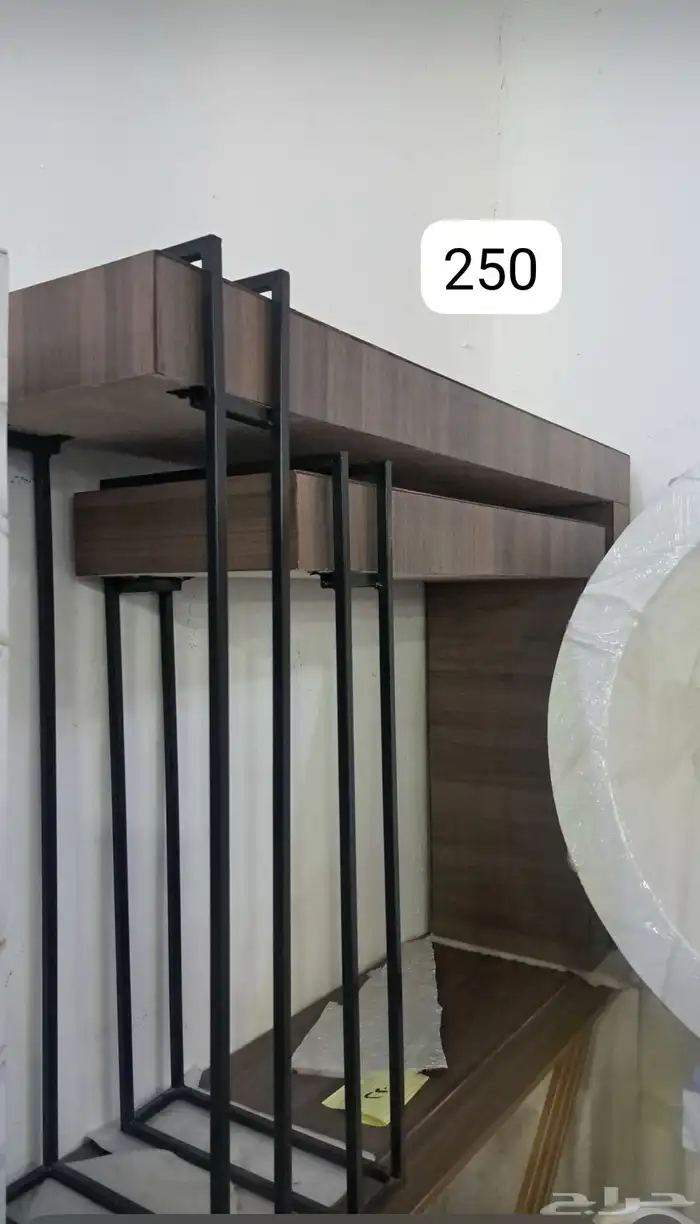 طاولات تقديم و مداخل 1