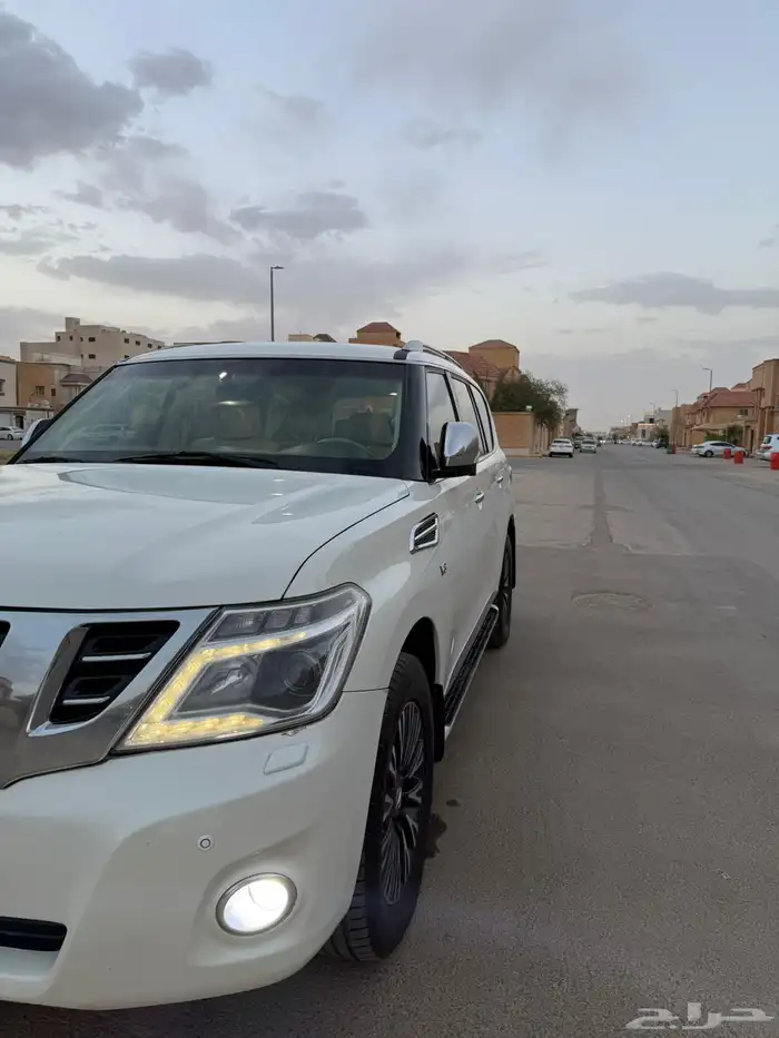 نيسان 1