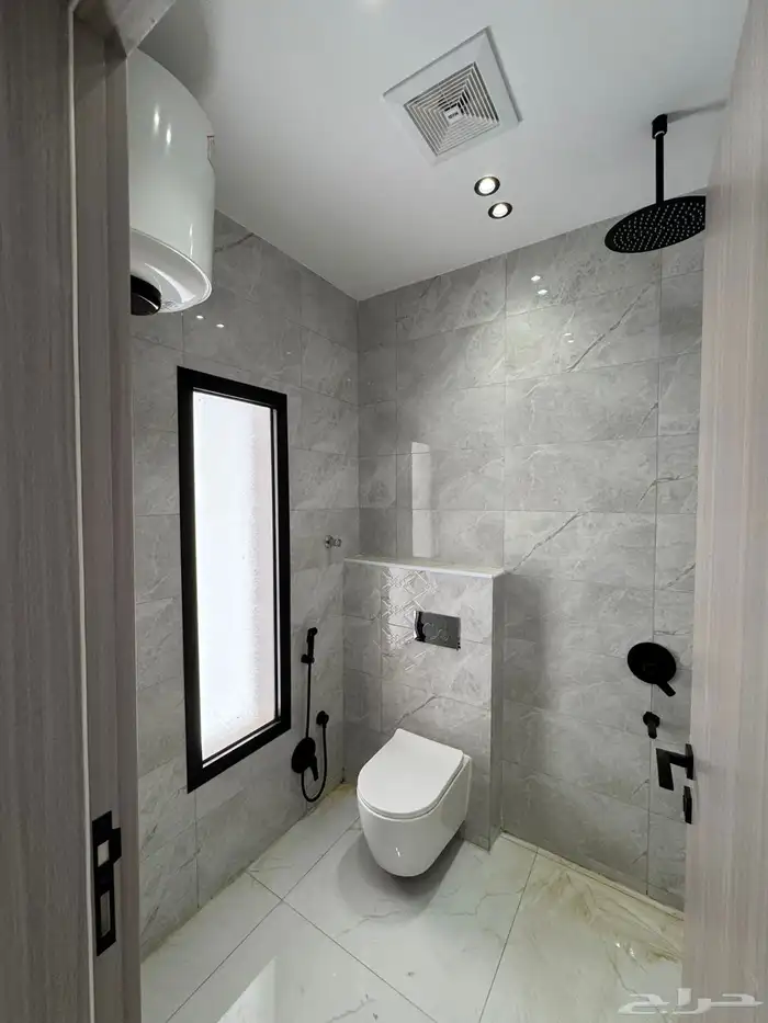 فيلا تشطيب شخصي ممتازه بسعر مميز 7