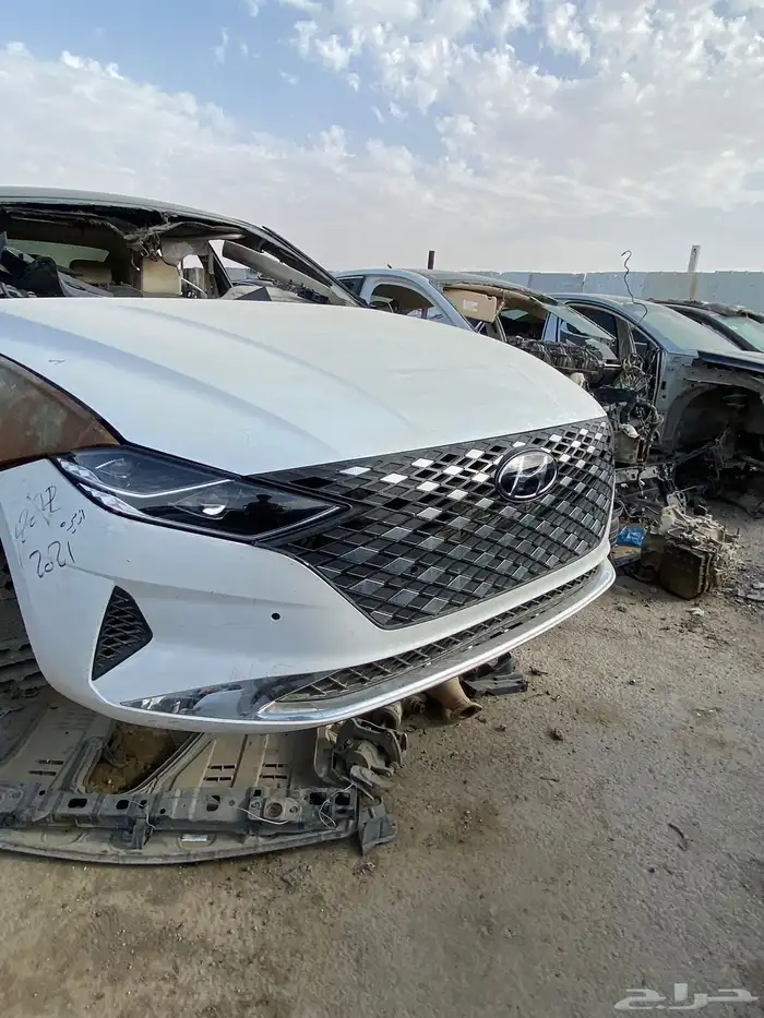 جينسس قطع غيار 2016 2