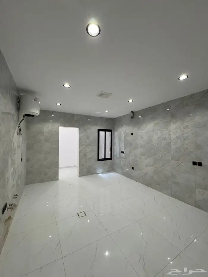 فيلا تشطيب شخصي ممتازه بسعر مميز 6