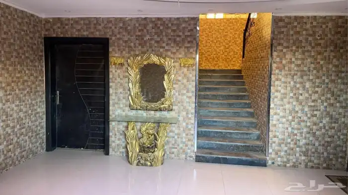 فيلا سكنية استثمارية للبيع بسعر مميز 3