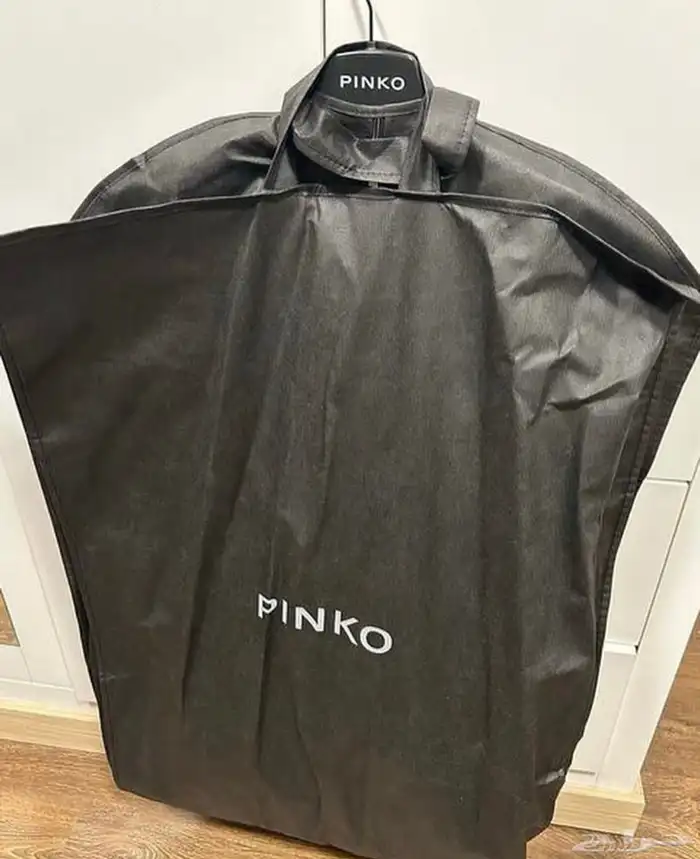فستان جديد لم يستعمل من ماركه Pinko 3