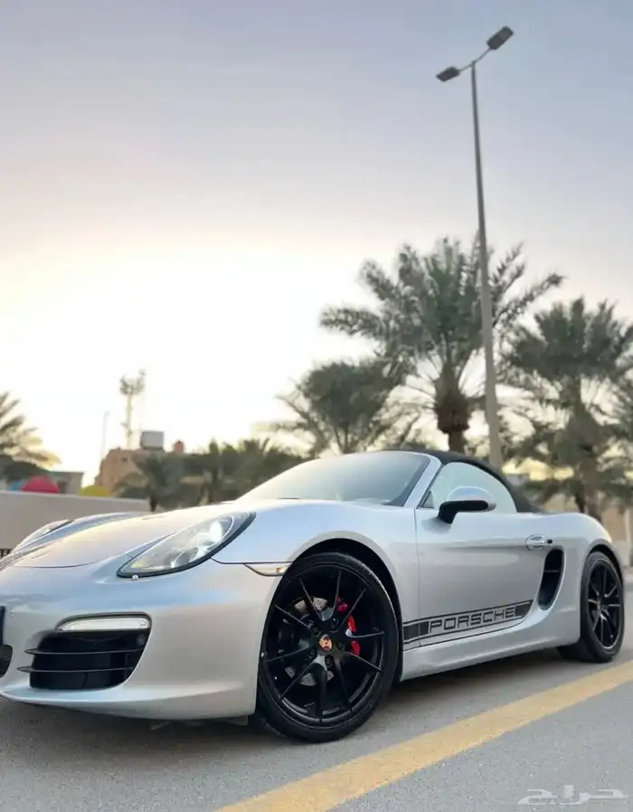بورش 8