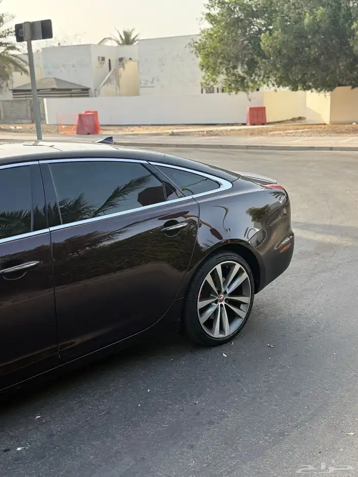 جاكوار XJ L 2014 أعلى فئة نادرة جدا  مواصفات VIP مخزنة 4