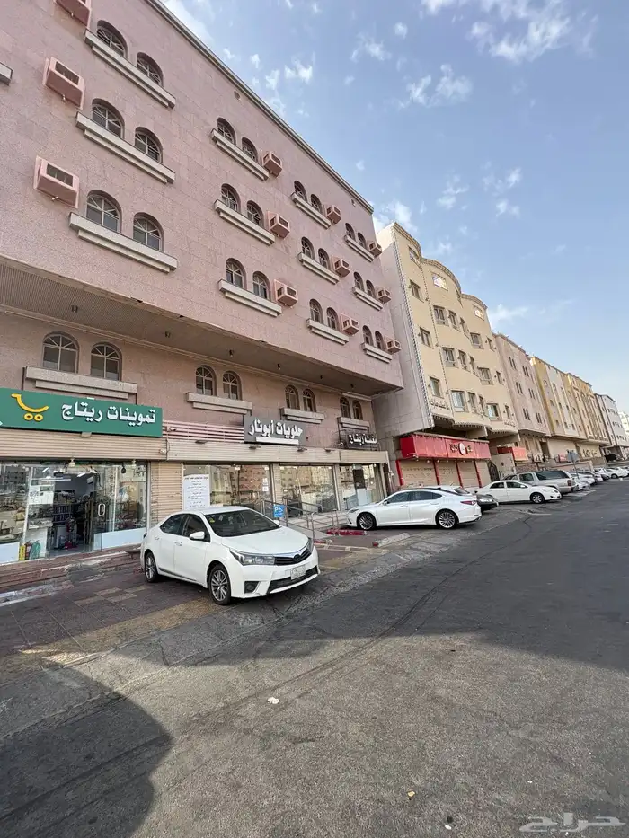 عمارة تجارية سكنية في الشوقية 0