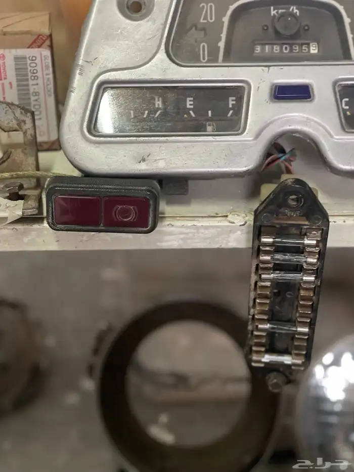 للبيع جميع قطع 80 الى 84 دفرنسات سست كنديسه طبلون كلشي 0