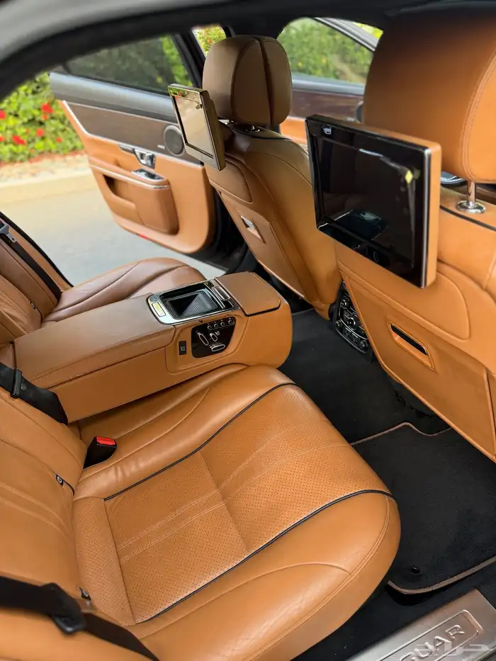 جاكوار XJ L 2014 أعلى فئة نادرة جدا  مواصفات VIP مخزنة 45