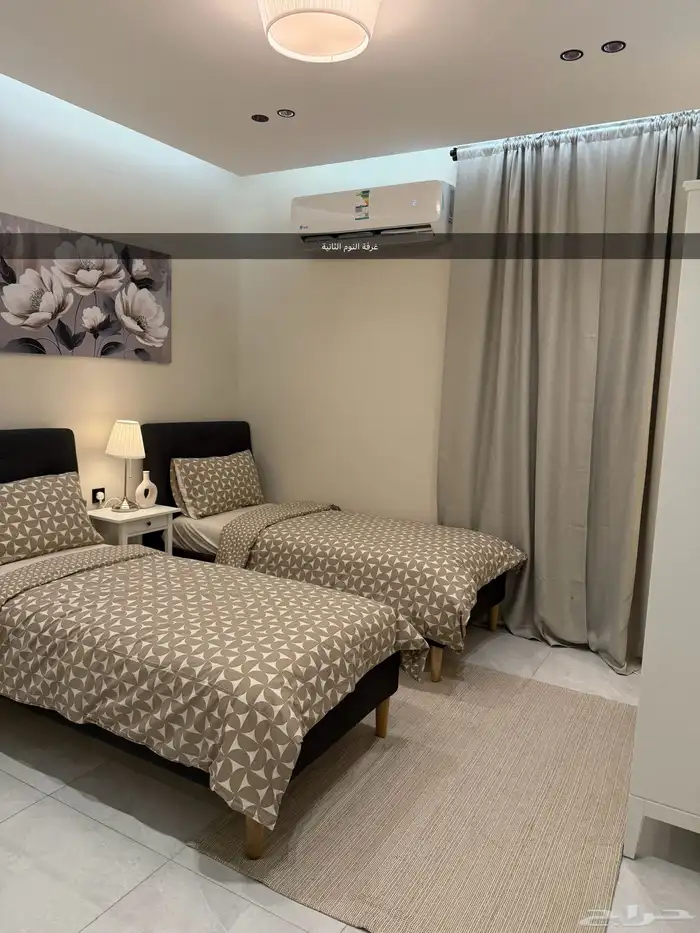 شقة عائلية فاخرة حي السلامة 40