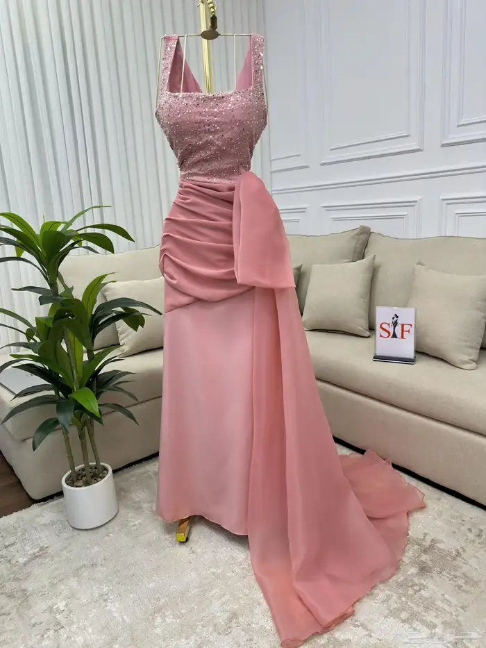 فساتين 2