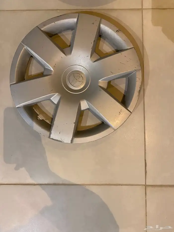 طيس هايلكس وكامري اصلي تيوتا 2