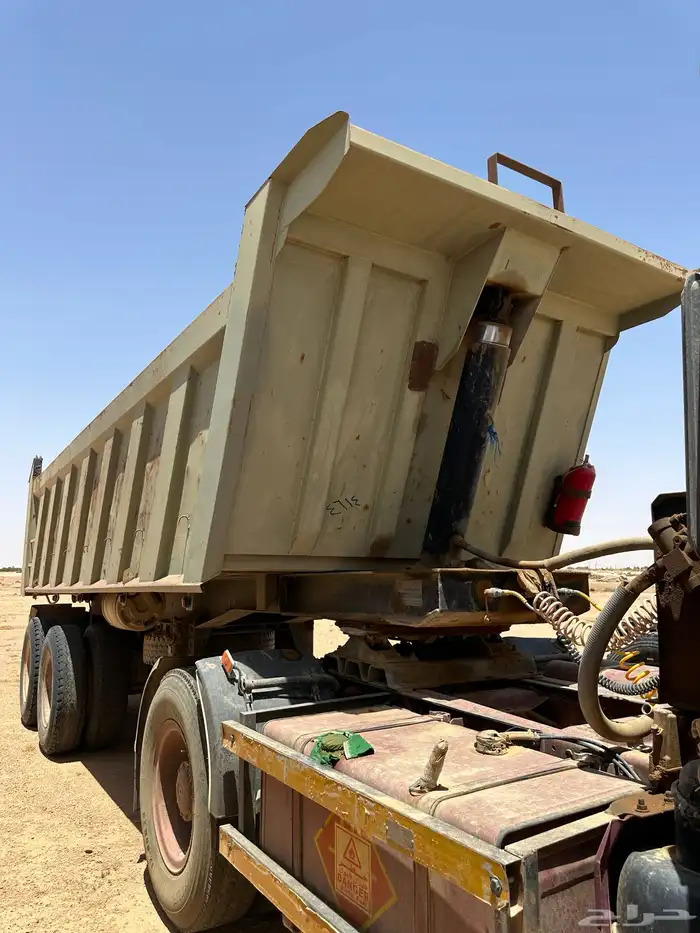 للبيع صندق قلاب او الايجار 0