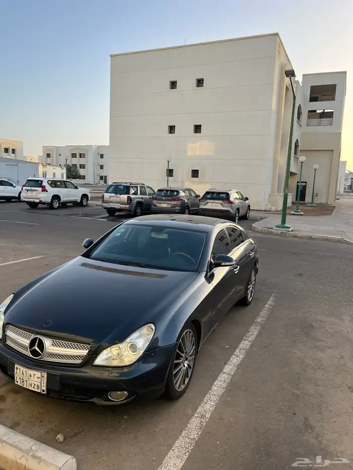 مرسيدس cls500 موديل 2006 ممشى 260 الف 1