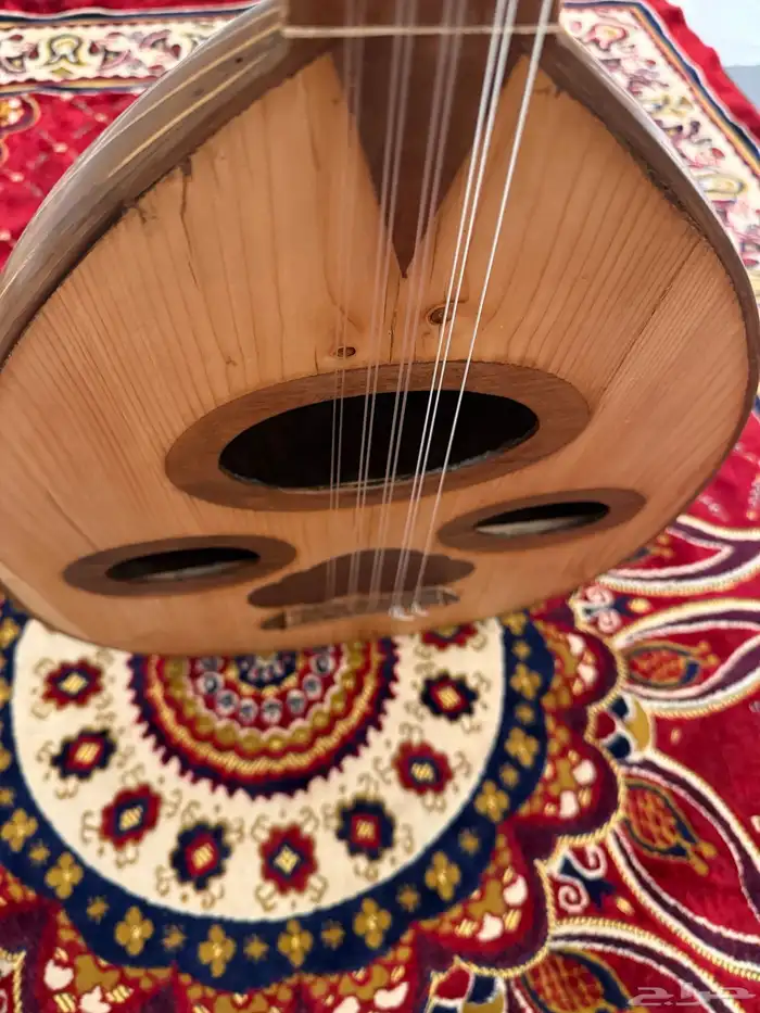 عود موسيقى عراقي نادر للبيع 0