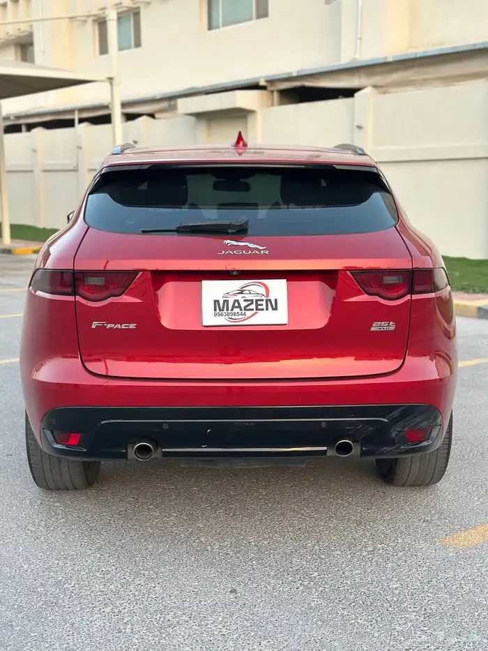 جاكوار F pace 3