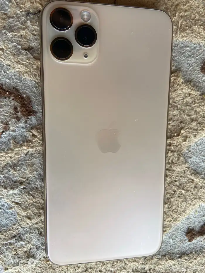 إيفوان 11 Pro ماكس 0