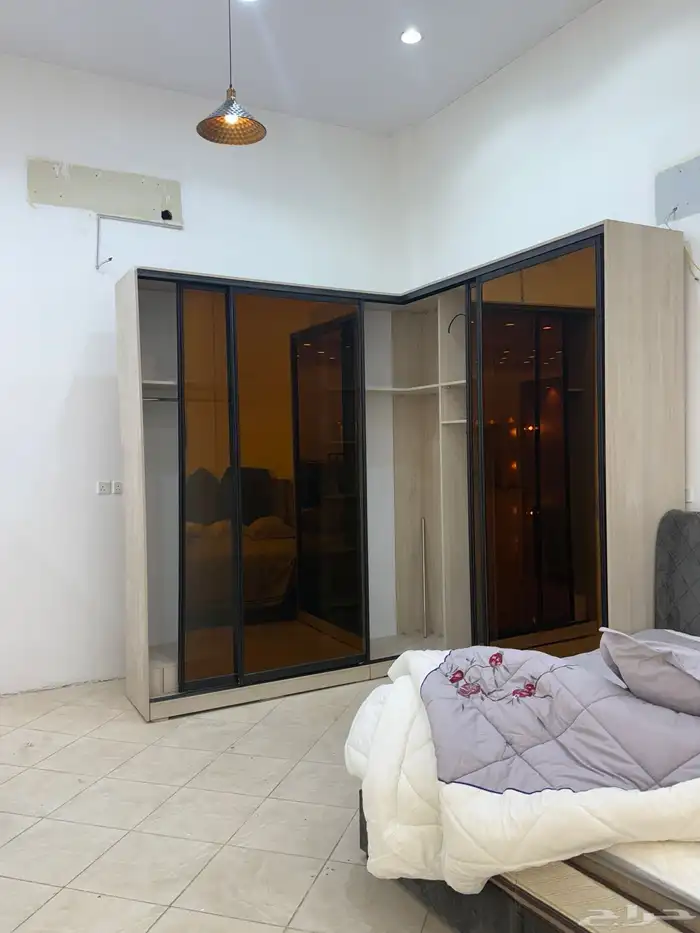 عرض دام انه آخر غرفه 2000 ريال شامل المراتب من افضل المراتب 2