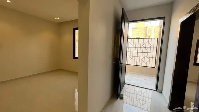 فيلا للبيع جديده حي لبن قريبه من مدخل لبن 4