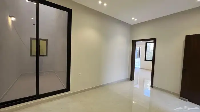 فيلا للبيع جديده حي لبن قريبه من مدخل لبن 3