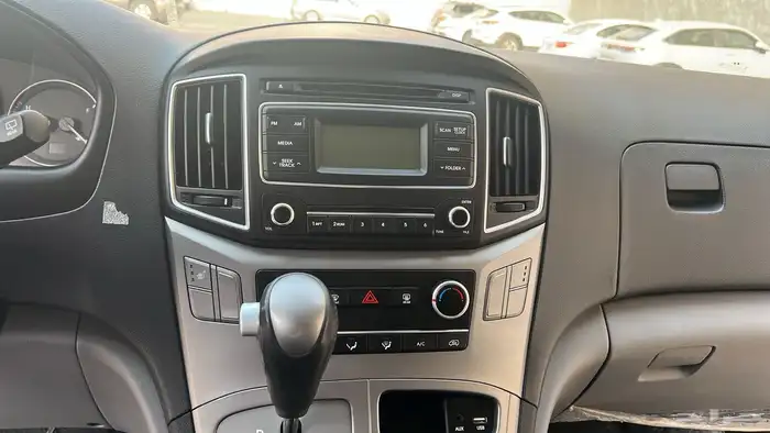 هيونداي ستاركس اتش ون بضاعة ديزل وارد كوريا اتش ون 30