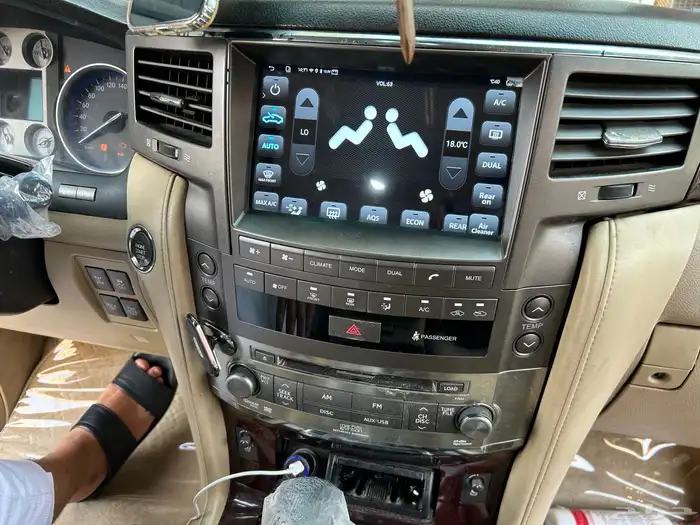 الكزاس LX570 1