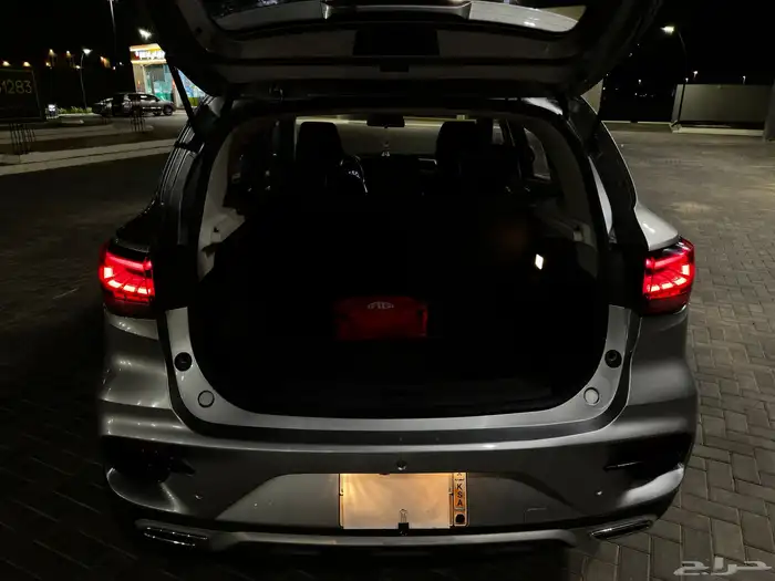 ام جي ZS 2023 فل كامل ممشى قليل للبيع 26