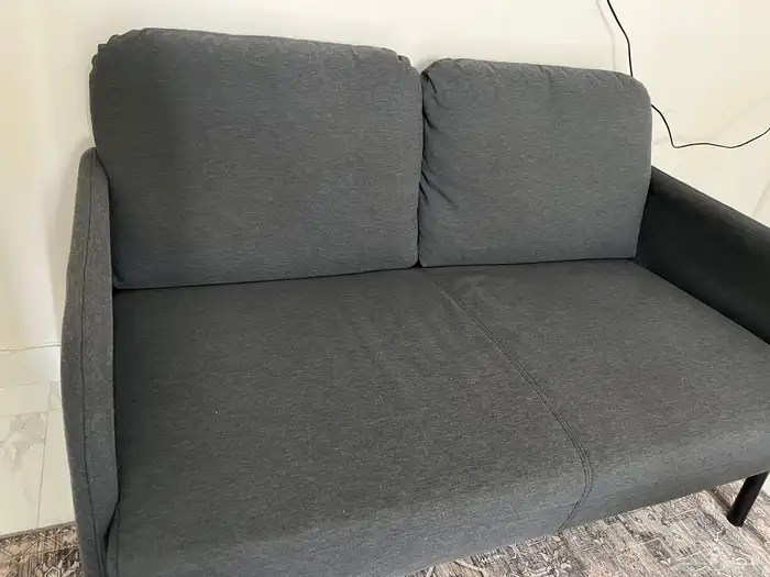 كنبة ايكيا للبيع   مع المخدات 2