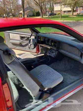 للبيع بونتياك موديل 1988 Pontiac Firebird 3