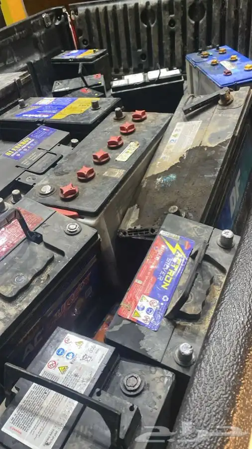 لشراء جميع انواع بطاريات سكراب من عنده بطاريات يتواصل معي 0