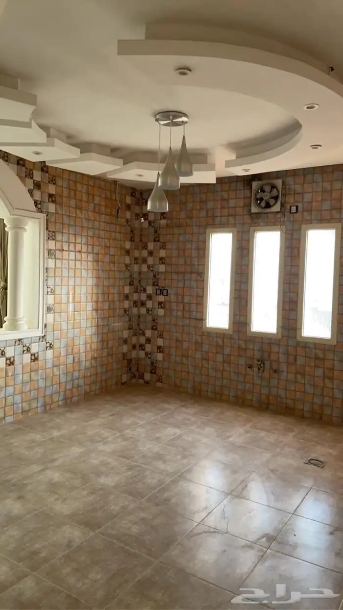فيلا سكنية استثمارية للبيع بسعر مميز 7