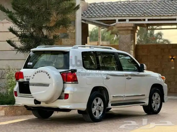 مطلو و و ب لاندكروزر فكسار 2013 أو 2012 إلى 2016 0