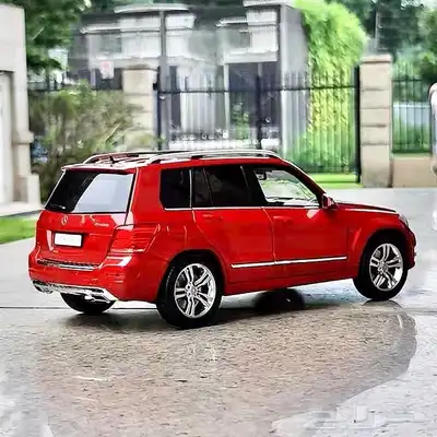 مجسم سيارة مرسيدس جيب GLK index