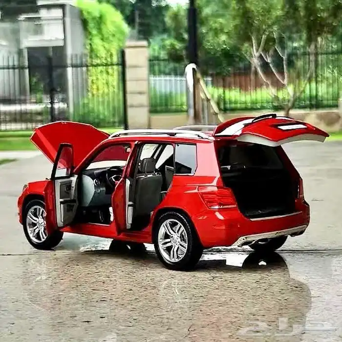 مجسم سيارة مرسيدس جيب GLK 5