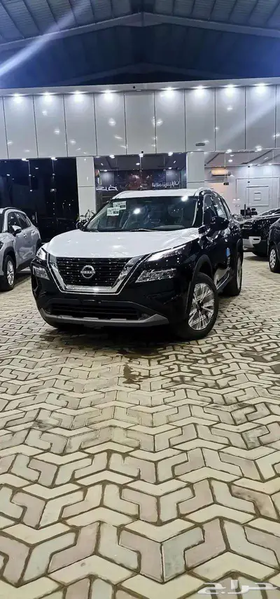نيسان اكستريل نص فل بلس موديل 2024 اسود فقط 1