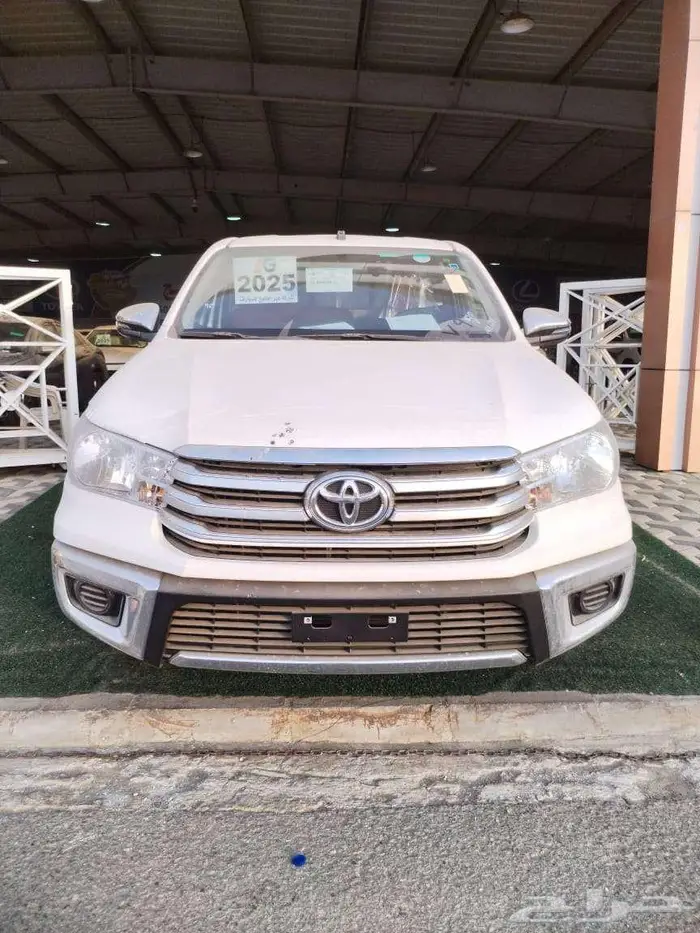 تويوتا - هايلوكس غماره- بنزين GLX - طيس موديل 2025 1