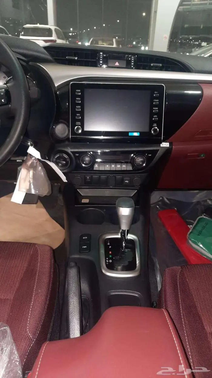 وارد اليحيى هايلكس غمارتين بنزين دبل اتوماتيك جنط كروم 2025 10