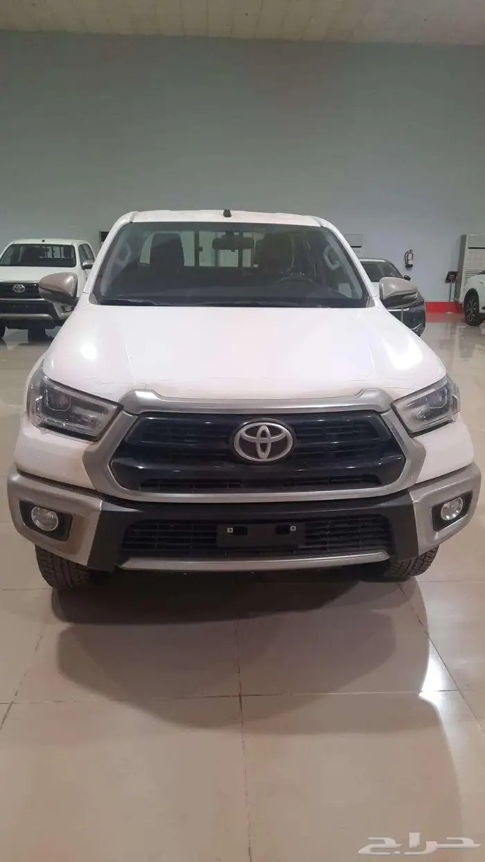 وارد اليحيى هايلكس غمارتين بنزين دبل اتوماتيك جنط كروم 2025 1