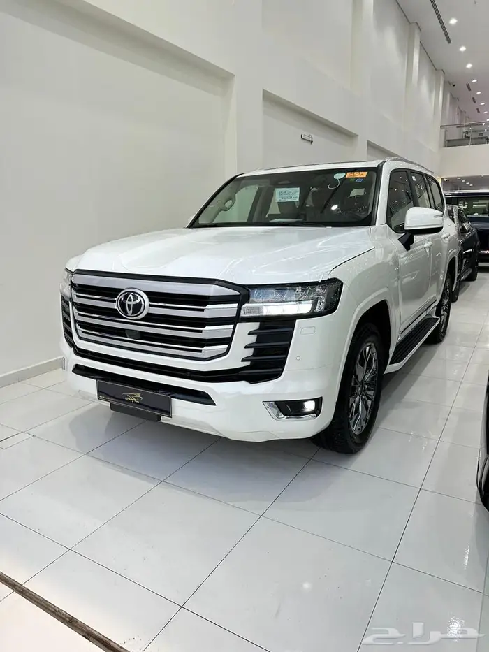 تويوتا لاندكروزر GX.R L(4) 2025 كاش وتقسيط جميع البنوك 0