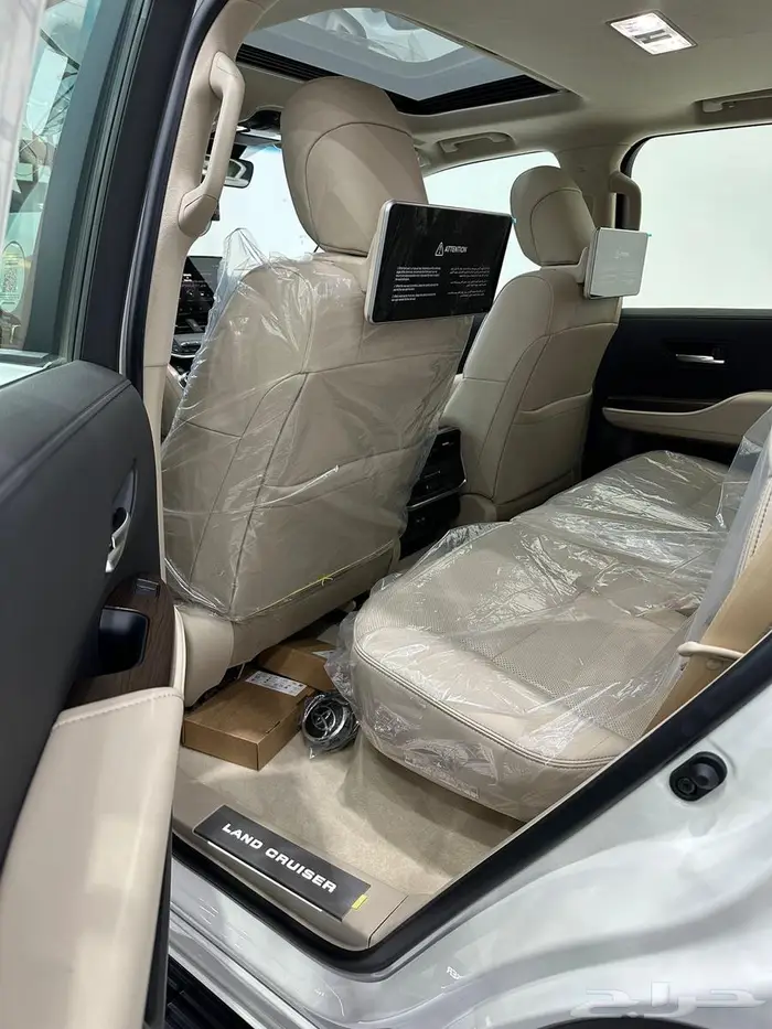 تويوتا لاندكروزر GX.R L(4) 2025 كاش وتقسيط جميع البنوك 9
