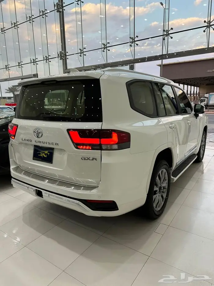تويوتا لاندكروزر GX.R L(4) 2025 كاش وتقسيط جميع البنوك 2