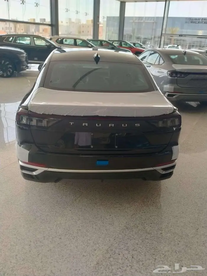 فورد تورس امبيانتى 2025 3