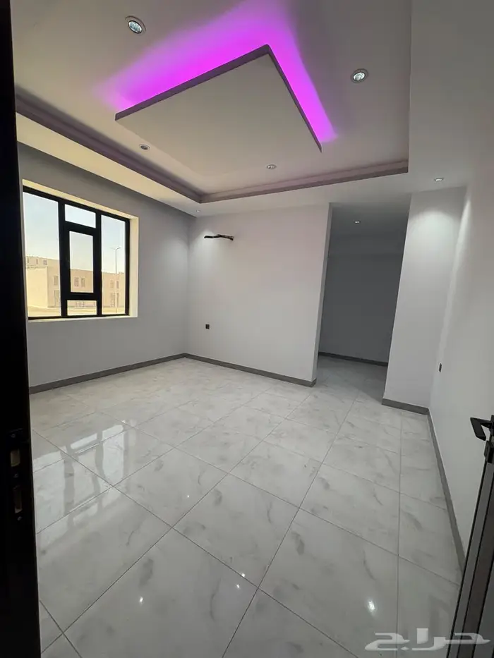 شقه تمليك فاخره في حي البدراني 7